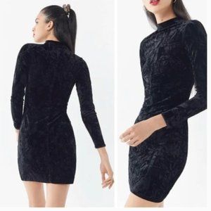 NEW Black Long-Sleeve Mock Neck Velvet Mini Bodycon Dress XS